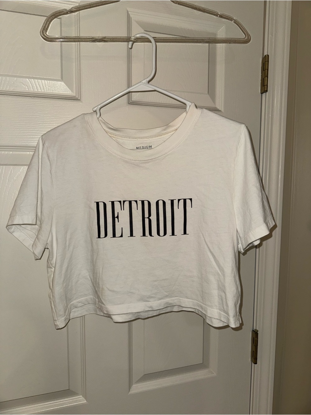 Detroit Graphic Crop Tee - White